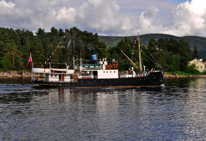 D/S Børøysund i Svelviksundet - 2011