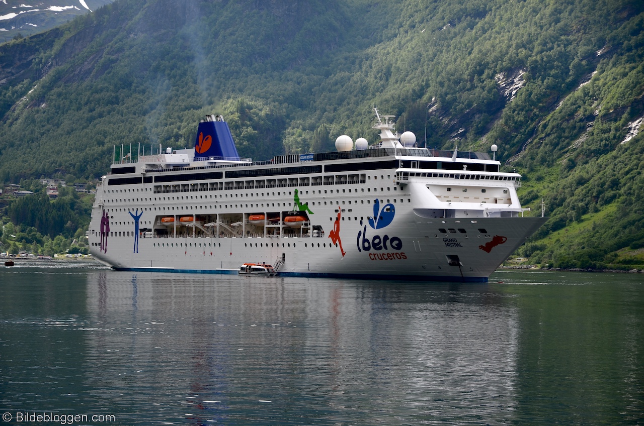 M/S Grand Misteral - Geiranger 2013