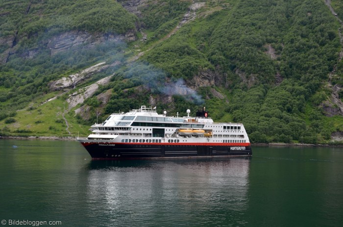 M/S Trollfjord - Geiranger 2013