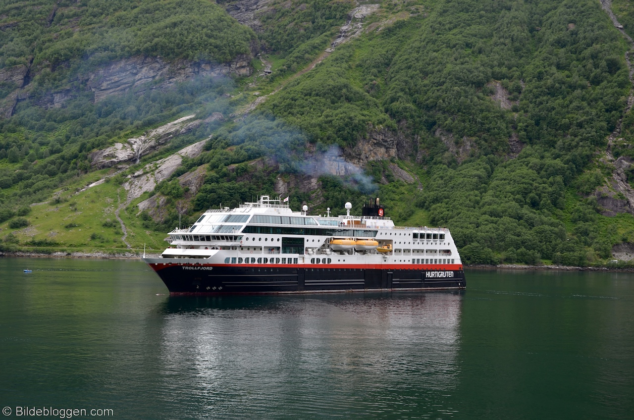 M/S Trollfjord - Geiranger 2013