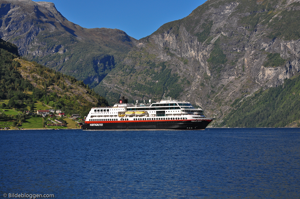 M/S Trollfjord i Geiranger