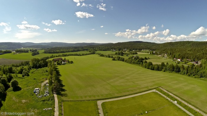 Flyfoto-Skoger-kirke-2jpg